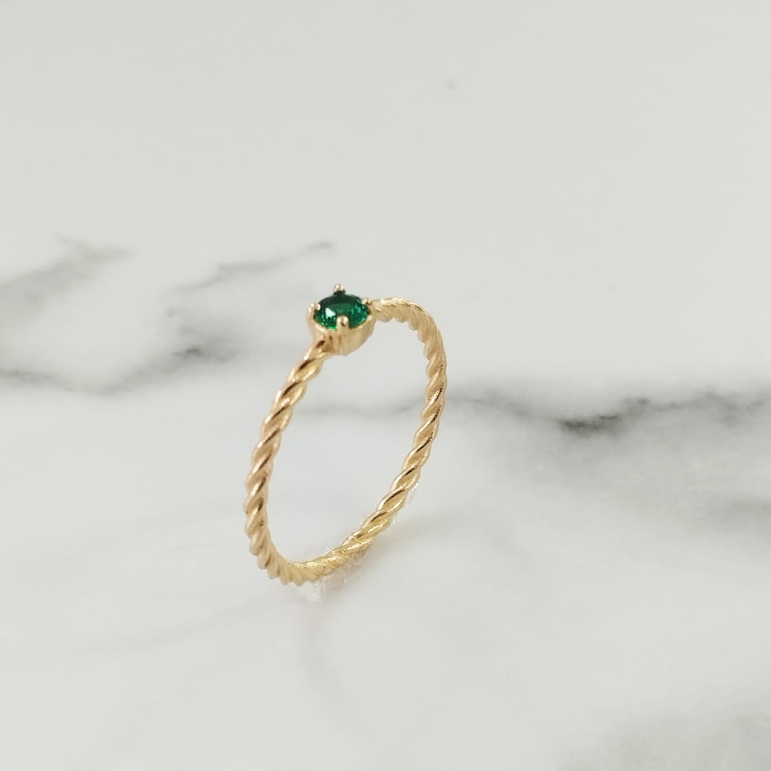 Anillo Lazo Con Circon Verde T7-1/4 /1.4/ gr ID: 2034